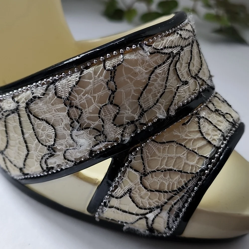 Large Resin High Heel Shoe Vanity Display